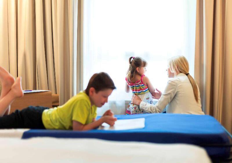 Номер Executive, Novotel Poissy Orgeval