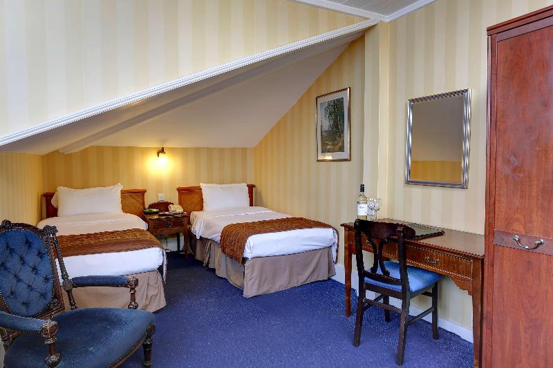 Номер Стандарт Трехместный, Best Western Swiss Cottage