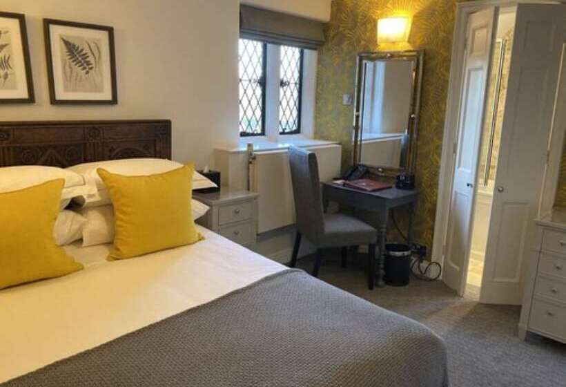 Номер Стандарт, Great Fosters   Near Windsor