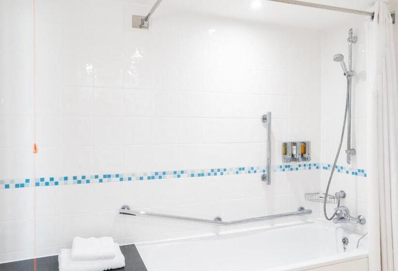 اتاق استاندارد برای معلولان, Holiday Inn Hemel Hempstead M1, Jct. 8, An Ihg
