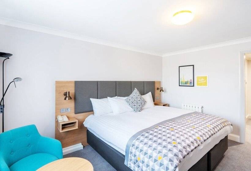 اتاق پرمیوم, Holiday Inn Hemel Hempstead M1, Jct. 8, An Ihg
