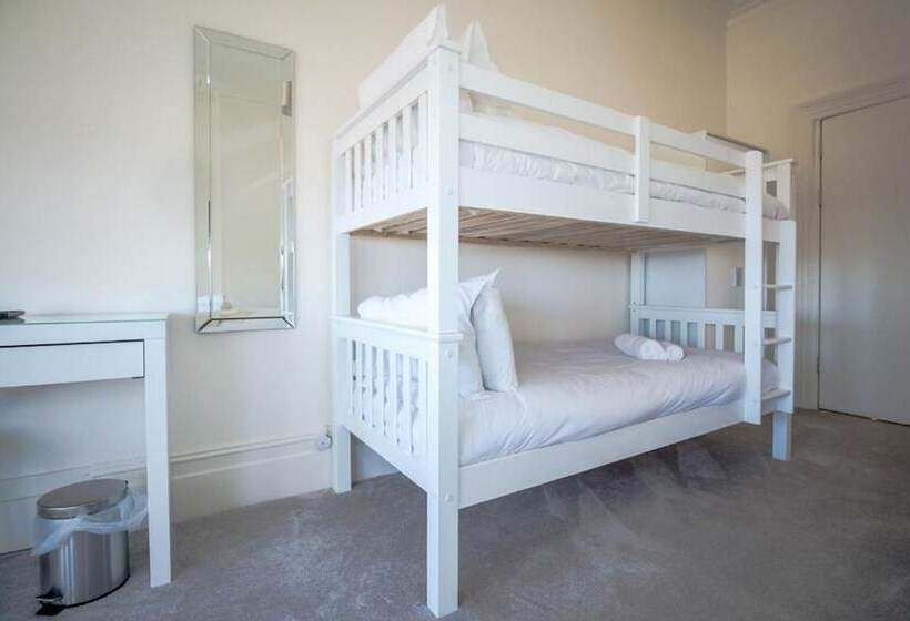 Семейный Номер, The Mount Rooms