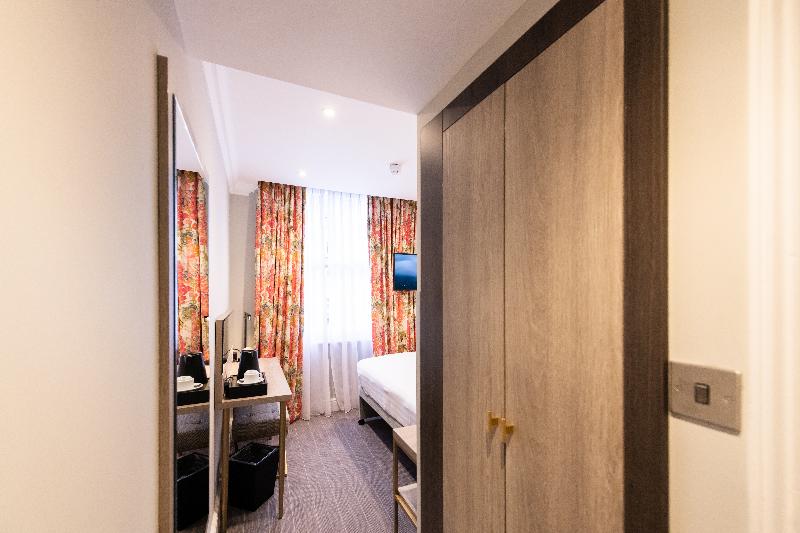 اتاق استاندارد یک نفره, Byron