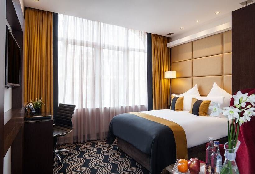 سوییت جونیور, Montcalm Piccadilly Townhouse, London West End