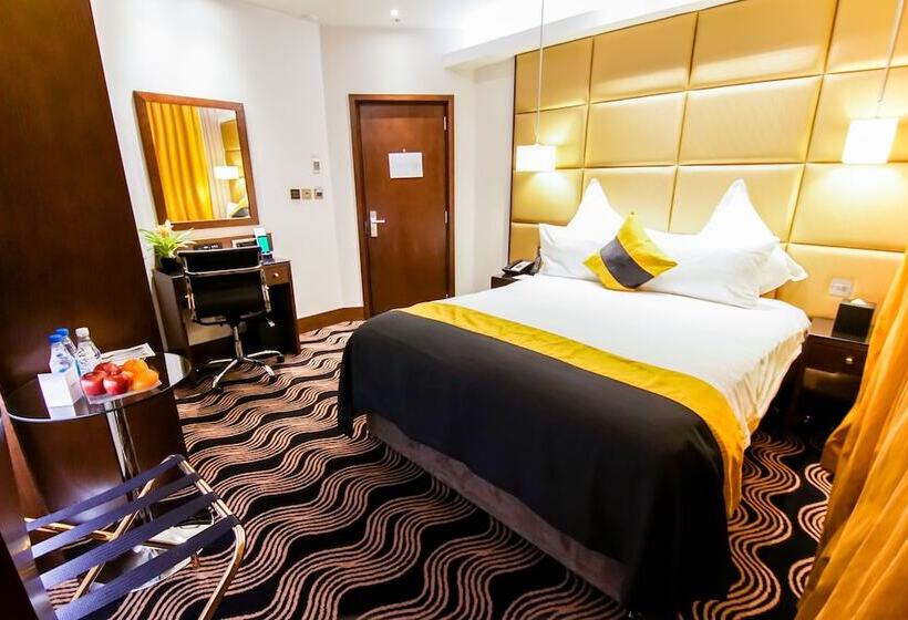 Полулюкс, Montcalm Piccadilly Townhouse, London West End