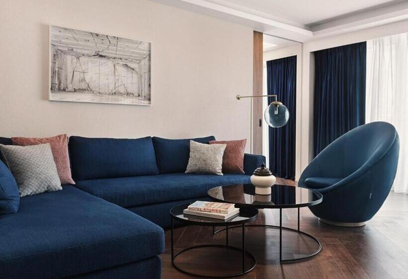 سوئیت با تخت بزرگ, Grand Hyatt Athens