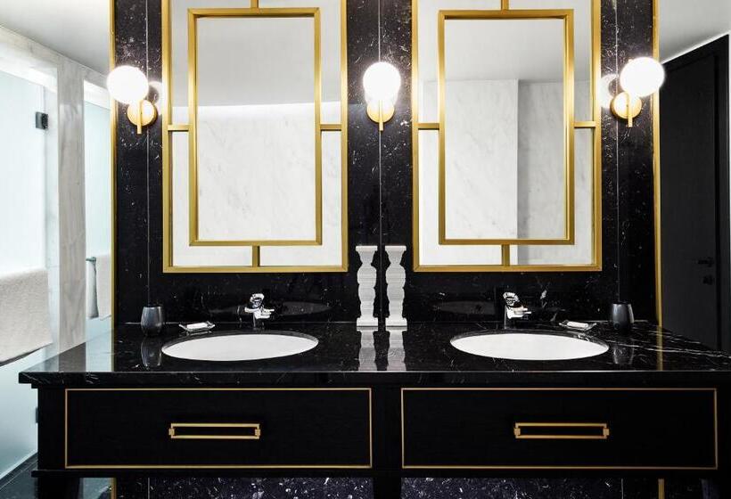 سوئیت با تخت بزرگ, Grand Hyatt Athens