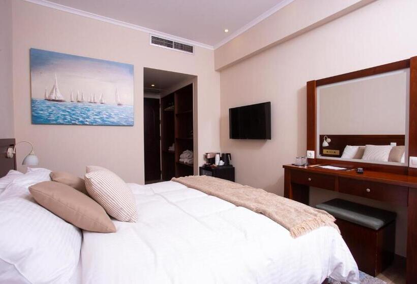 Номер Superior, Lepanto Beach