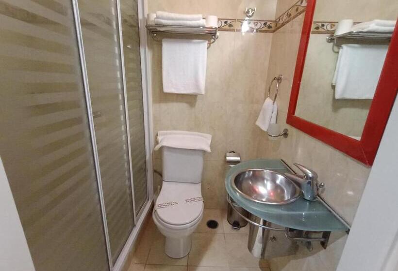 Номер Стандарт, Queens Leriotis