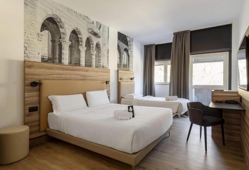اتاق استاندارد سه نفره, B&B HOTEL Como Baradello