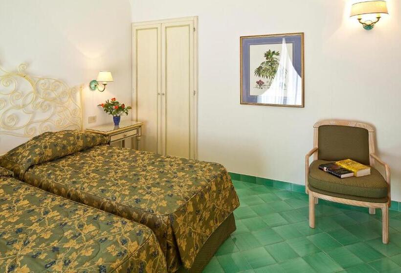 Quarto Estandar, Grand Hotel Il Moresco