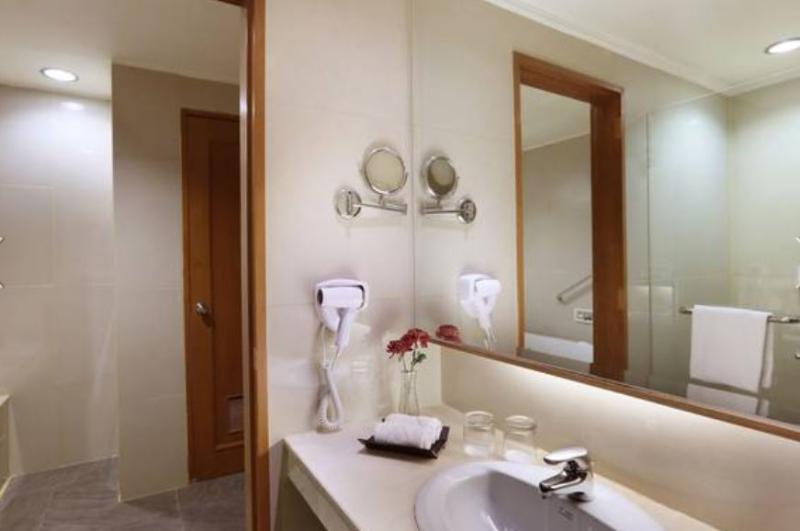 小型豪华套房, Rocco Forte Hotel Savoy