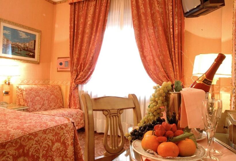 Номер Стандарт, Venezia