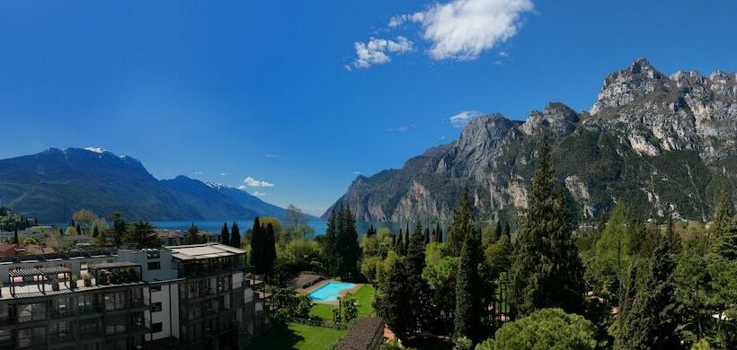 디럭스 스위트, Du Lac Et Du Parc Grand Resort