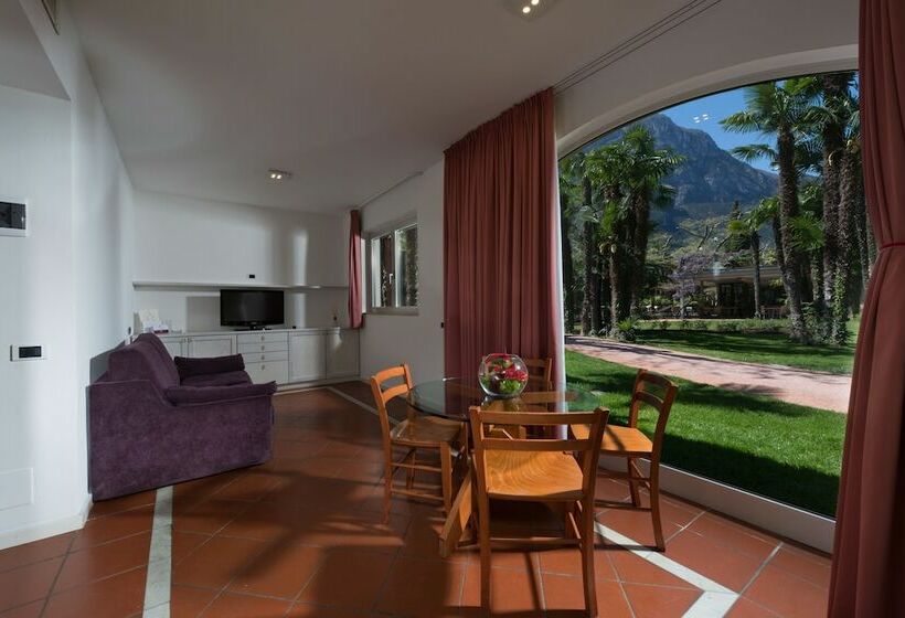 패밀리 방갈로, Du Lac Et Du Parc Grand Resort