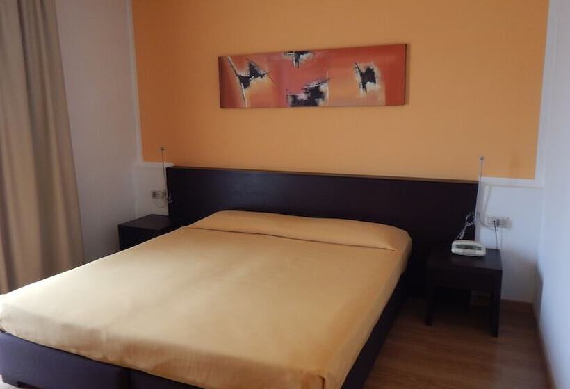 Номер Executive, & Residence Castelli