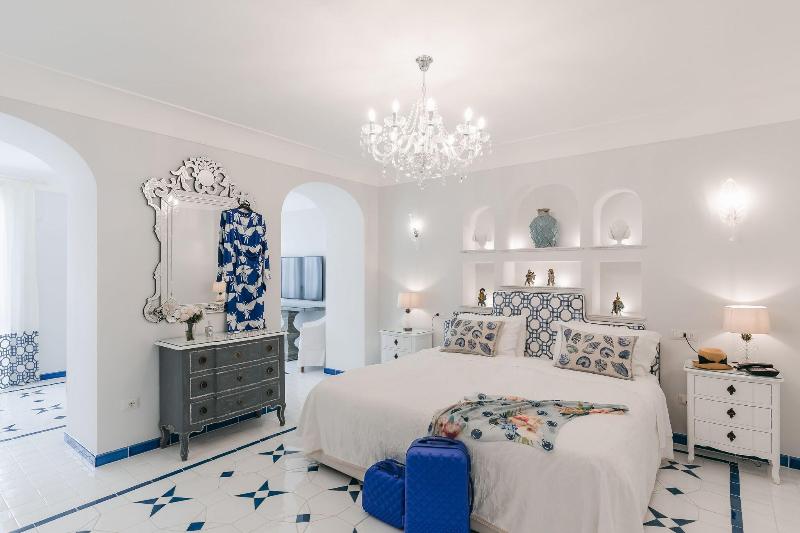 سوئیت جونیور با چشم‌انداز باغ, Villa Maria