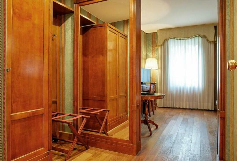 Номер Deluxe, Villa Quaranta Tommasi Wine Hotel & Spa