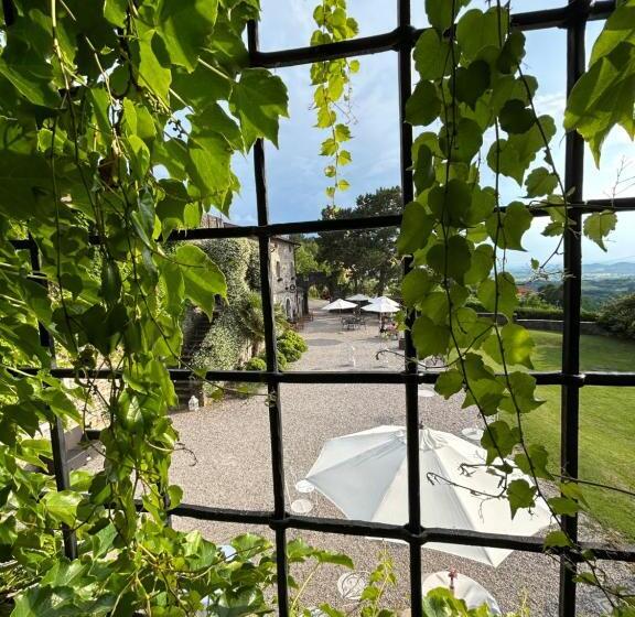 سوییت, Foresteria Castello Formentini