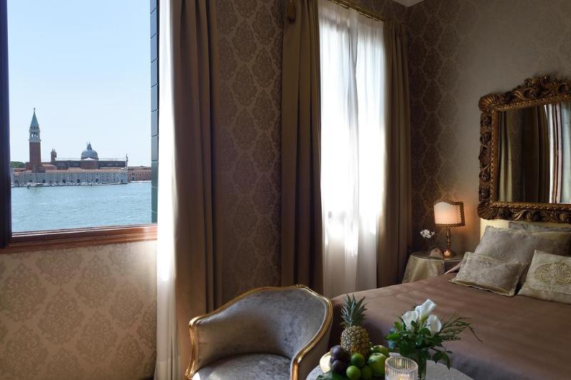 اتاق لوکس با چشم‌انداز دریاچه, Metropole Venezia