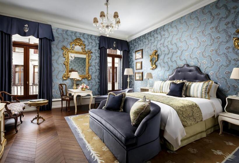 Номер Престиж, The Gritti Palace, A Luxury Collection Hotel, Venice