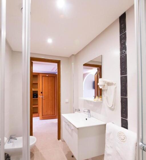 Habitación Deluxe, Ibn Batouta