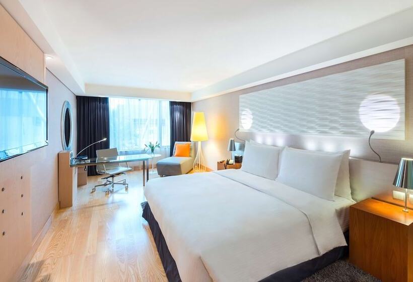 سوئیت 2 خوابه, Radisson Blu Hotel, Kuwait