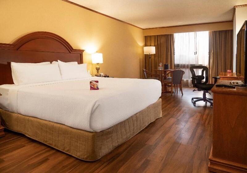 デラックスルーム, Crowne Plaza Hotel Monterrey, An Ihg