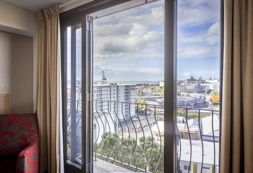 디럭스 룸 킹사이즈 침대, Copthorne Hotel Auckland City