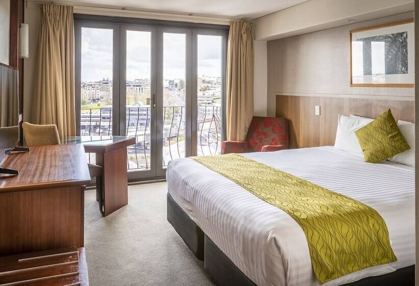 디럭스 룸 킹사이즈 침대, Copthorne Hotel Auckland City