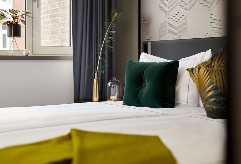 标准工作室, Park Plaza Vondelpark Amsterdam
