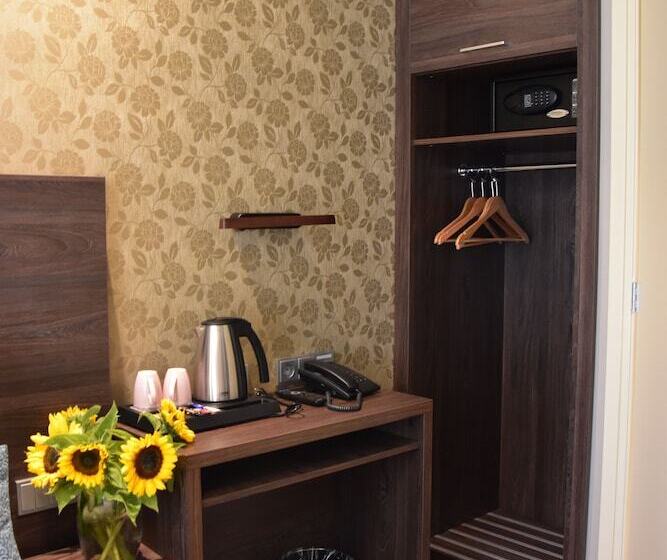 Номер Basic, Ozo Hotels Armada Amsterdam