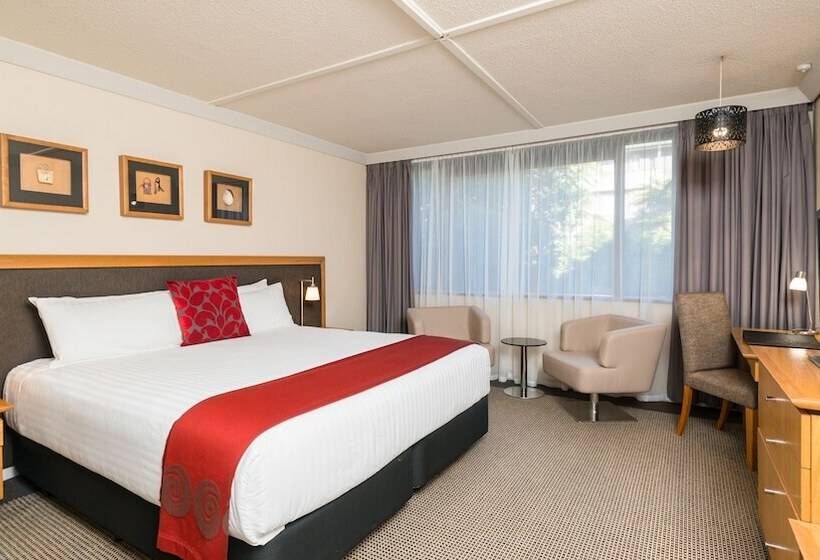 수피리어 룸 퀸 침대, Millennium Hotel Rotorua