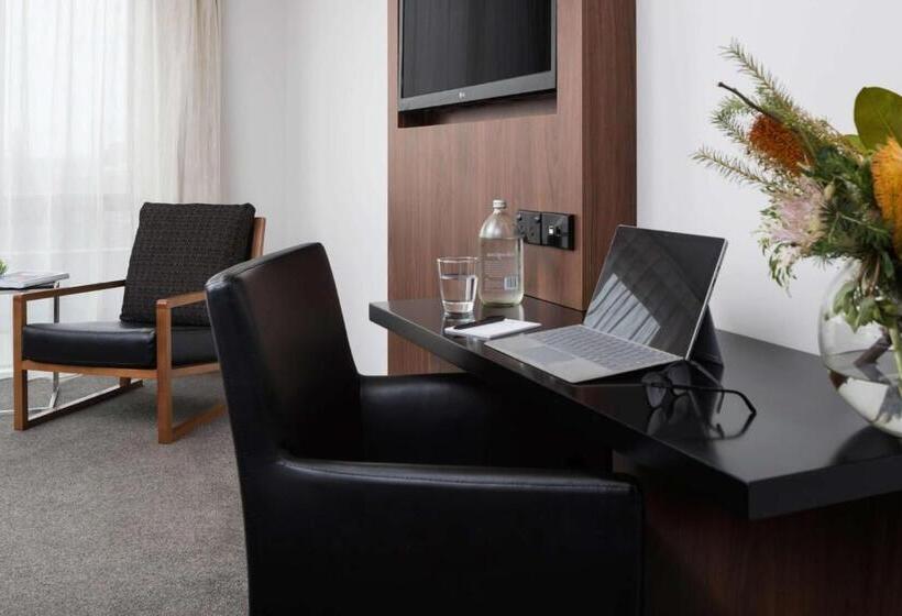 Номер Deluxe, Rydges Latimer Christchurch