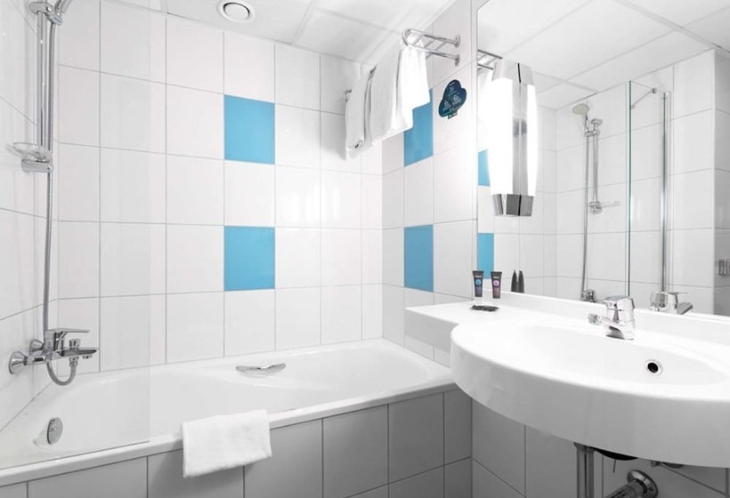Номер Superior, Novotel Krakow City West