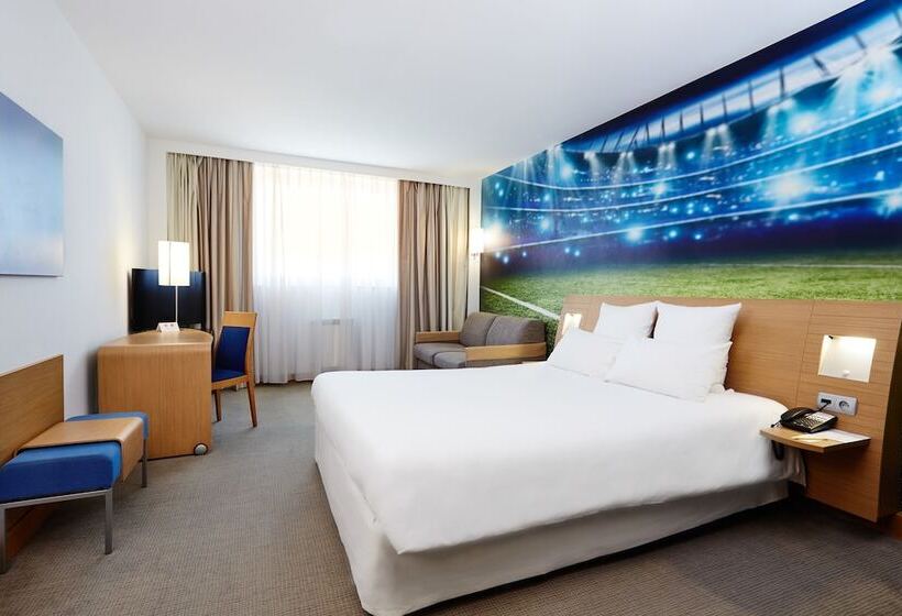 Номер Superior, Novotel Krakow City West