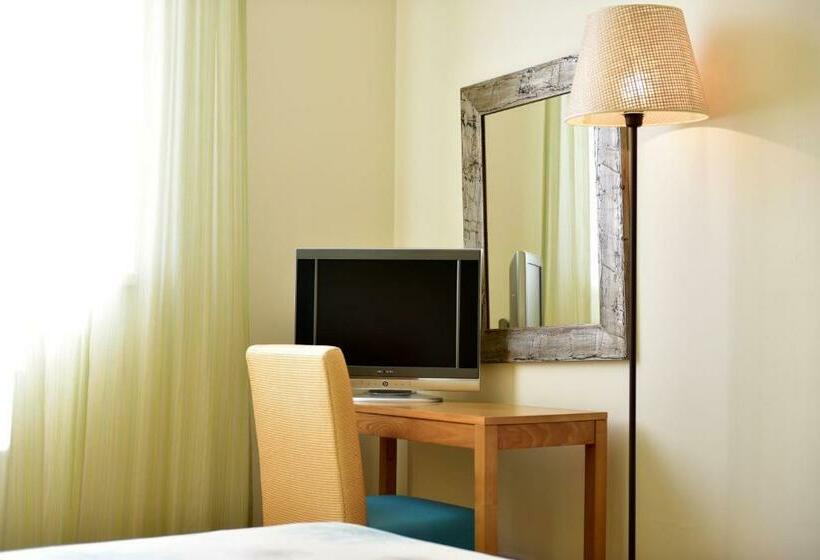 Номер Стандарт Вид на Сад, Pestana Viking Beach & Spa Resort