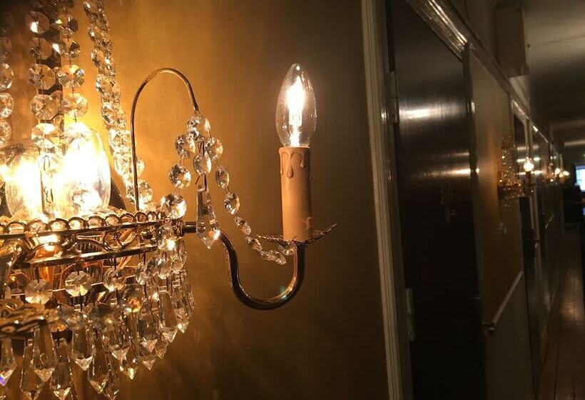 Люкс, Best Western Motala Stadshotell