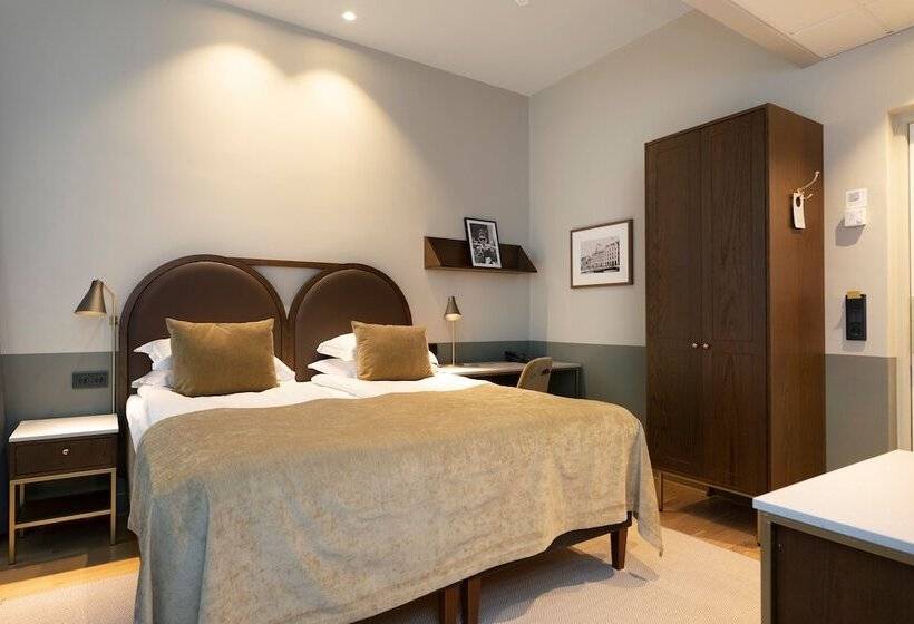 اتاق سوپریور, Elite Hotel Savoy