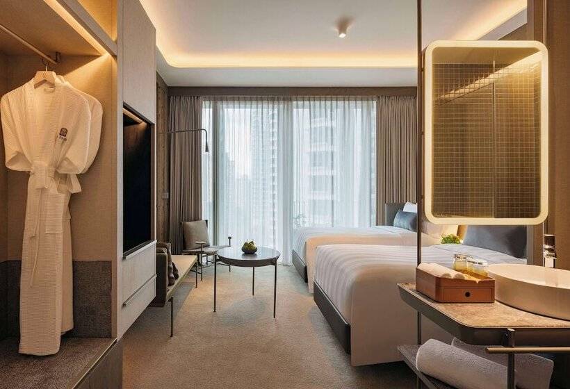اتاق لوکس, Pan Pacific Orchard