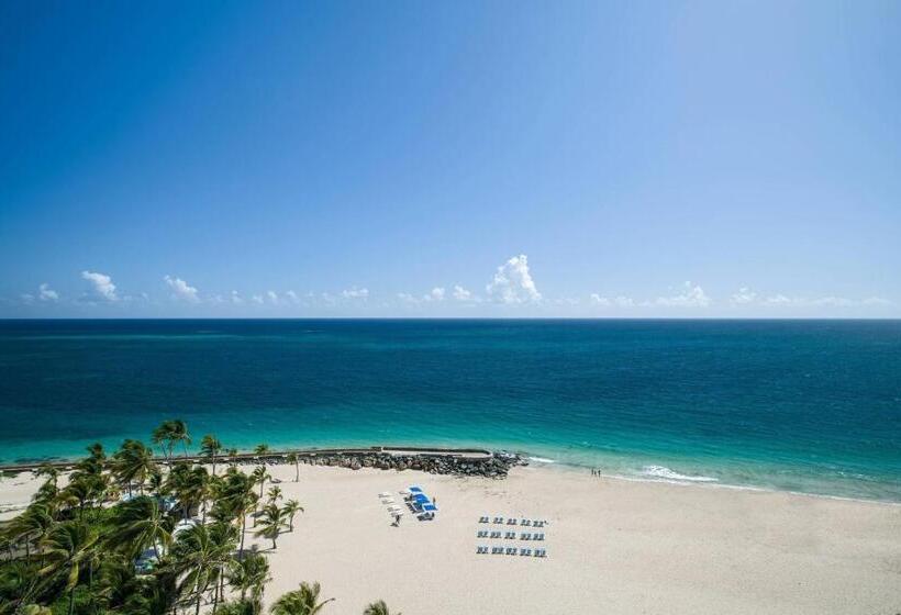سوئیت جونیور با تخت بزرگ, La Concha Renaissance San Juan Resort