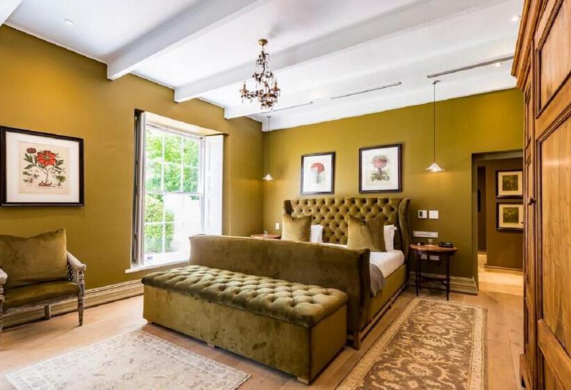 Полулюкс, Lanzerac Hotel & Spa
