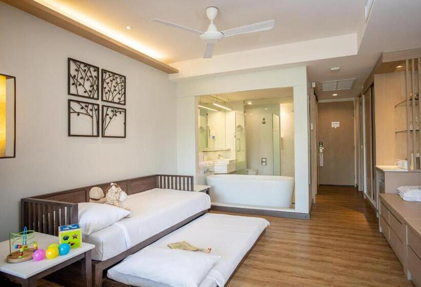 디럭스 룸, Katathani Phuket Beach Resort   Sha Extra Plus
