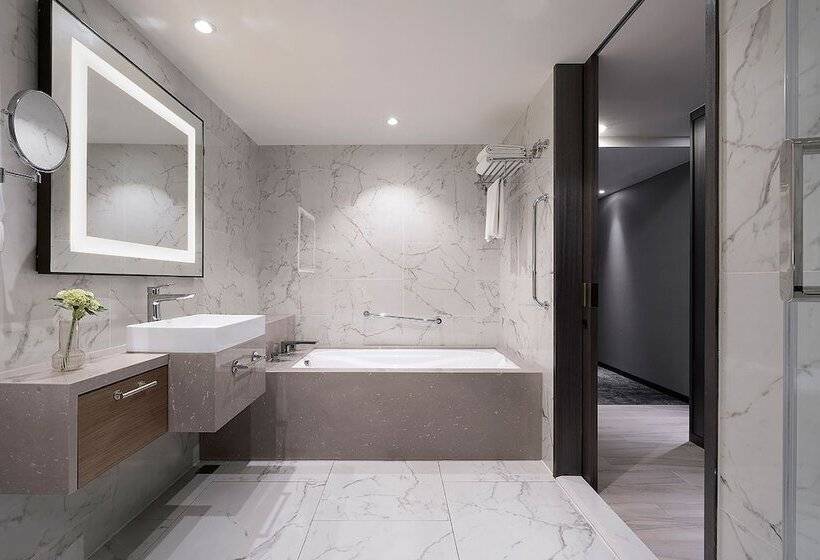 اتاق استاندارد سه نفره, Illume Taipei