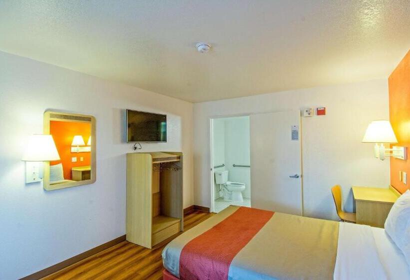 장애인을 위한 스탠다드 룸, Motel 6 Redding, Ca  South