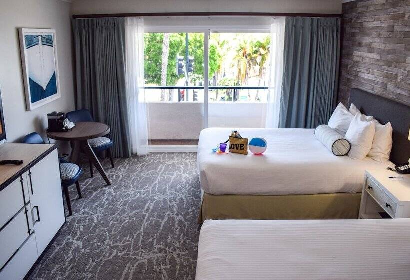 Номер Стандарт 2 Двуспальные Кровати, Beachside Inn