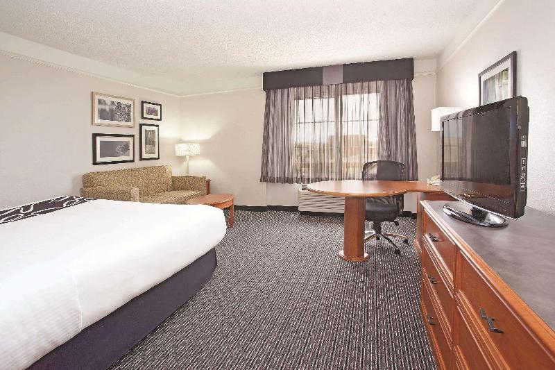 Номер Стандарт, Best Western Crossroads Inn