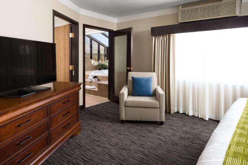 Люкс Кровать Кинг, Best Western Plus Landmark Inn