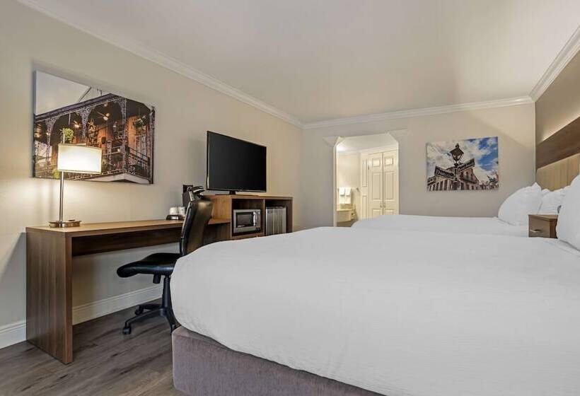 Номер Стандарт 2 Двуспальные Кровати, Best Western Plus Westbank
