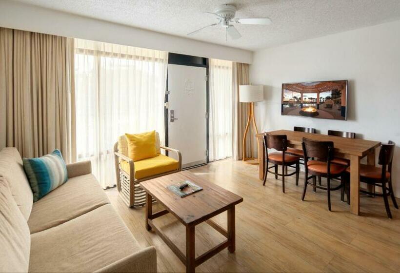 스위트, Sirata Beach Resort